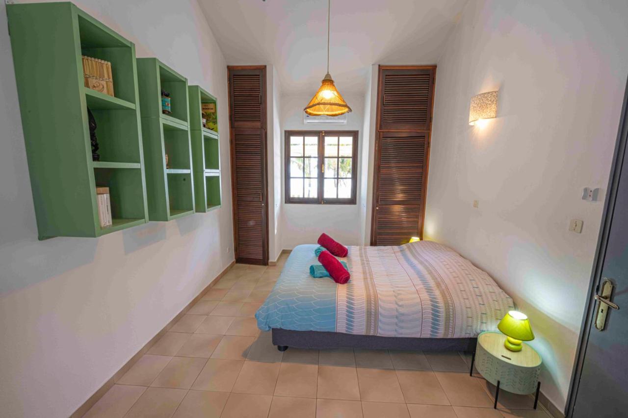 Villa Coco Des Sables Acces Direct Au Lagon La Saline Le Bains Luaran gambar