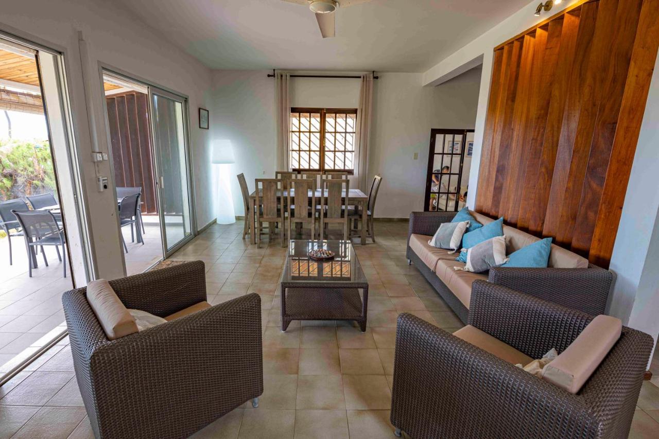 Villa Coco Des Sables Acces Direct Au Lagon La Saline Le Bains Luaran gambar